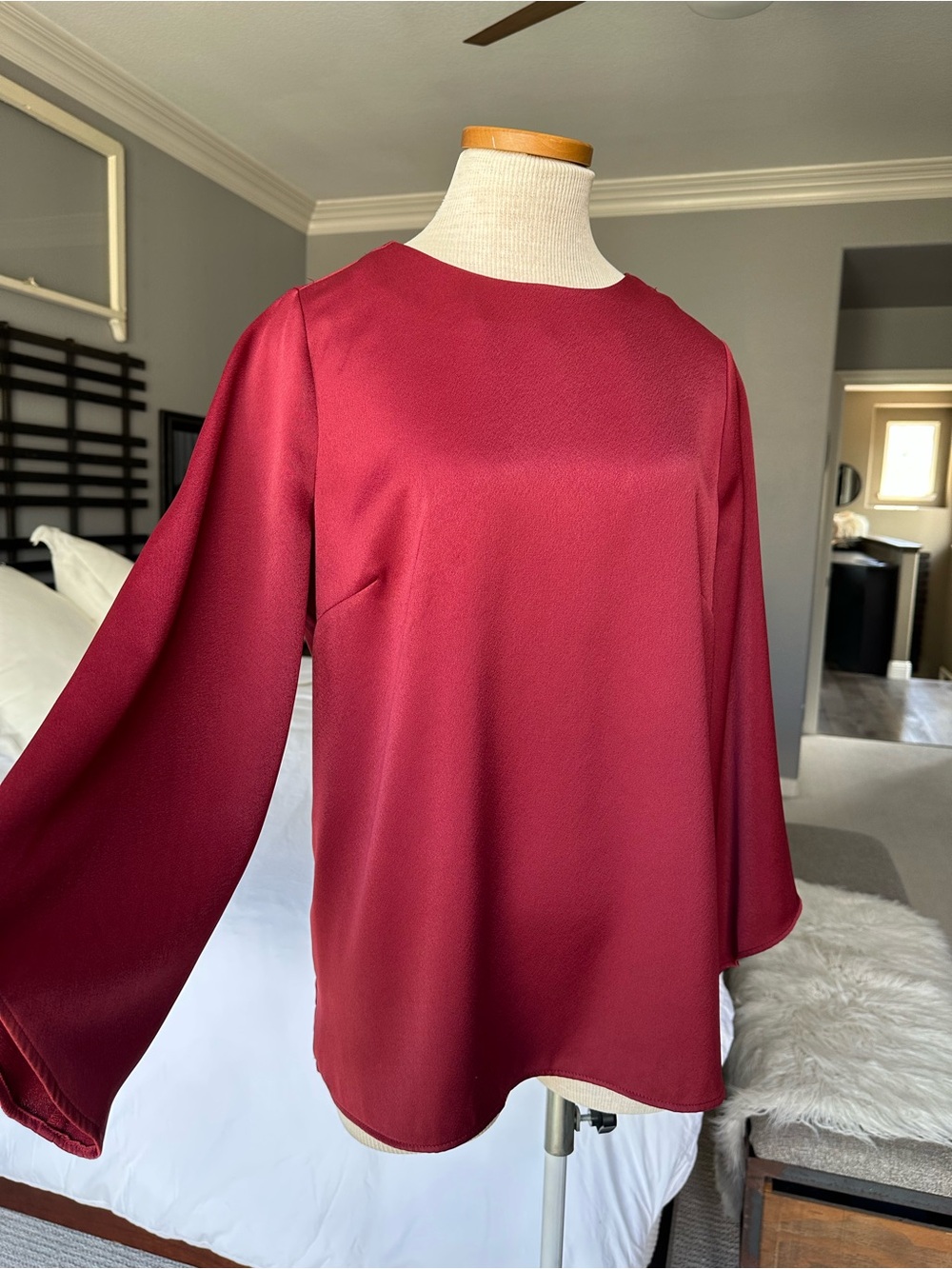 Chico's Wine-Red Satin Long-Sleeve Blouse, size medium (1) - Picture 4 of 14
